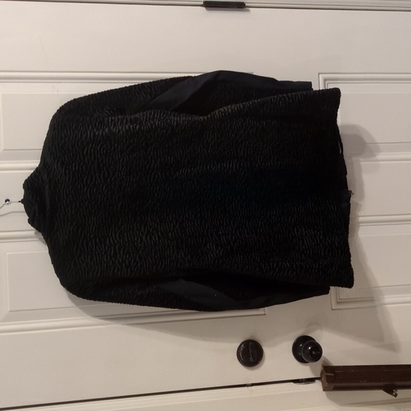 Find Luxury with Love, Carol Collection by CAbi -Carol Anderson by Invitation - Picture 6 of 14